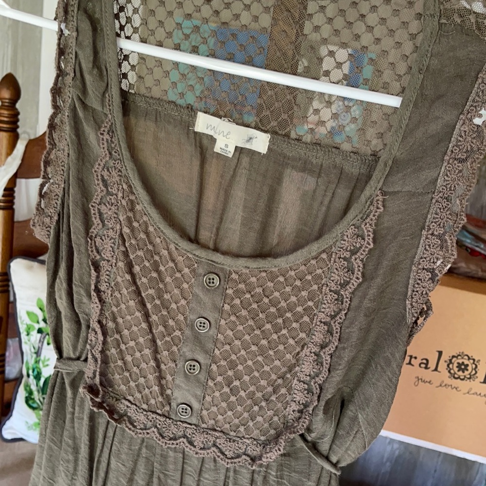 Vintage style dark green top